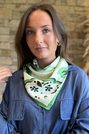 Matteao Silky Blend Square Scarf Green /30=
